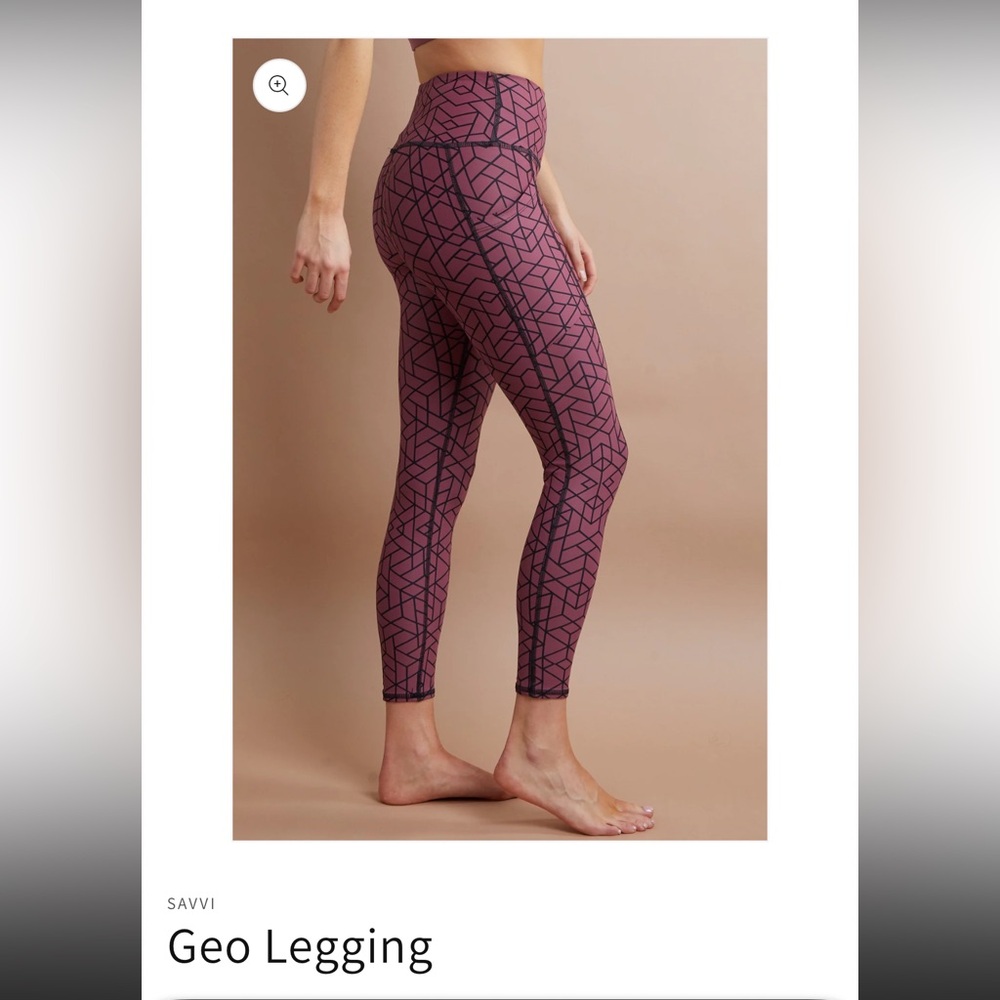 SAVVI Geometric Patterned‎ Leggings Size M